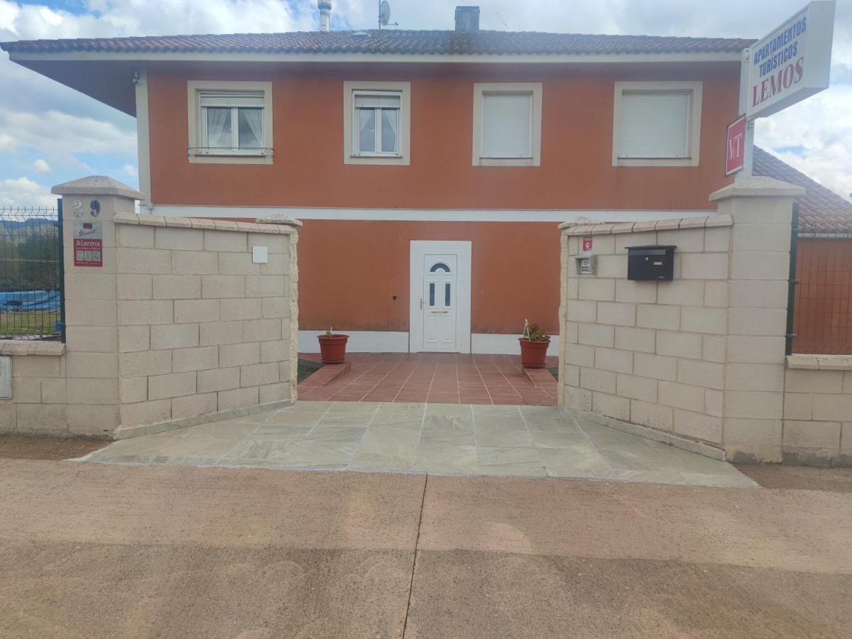 Apartamentos Turisticos Lemos 오 페드로우소 외부 사진