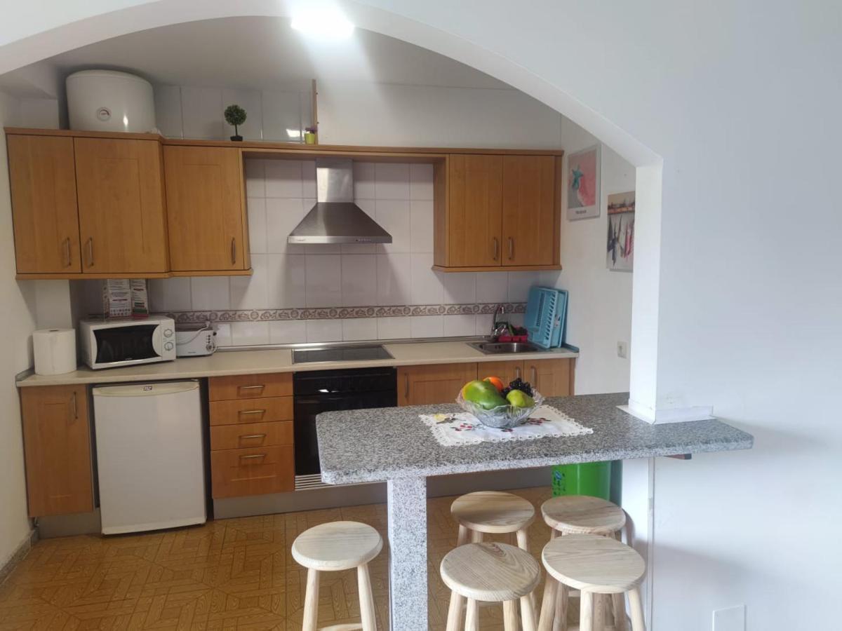 Apartamentos Turisticos Lemos 오 페드로우소 외부 사진